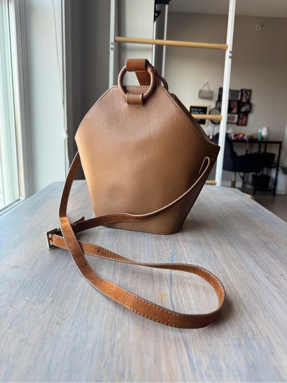Kaanas Nero Hexagon Bovine Leather Crossbody Tan Everyday Purse Anthropologie
